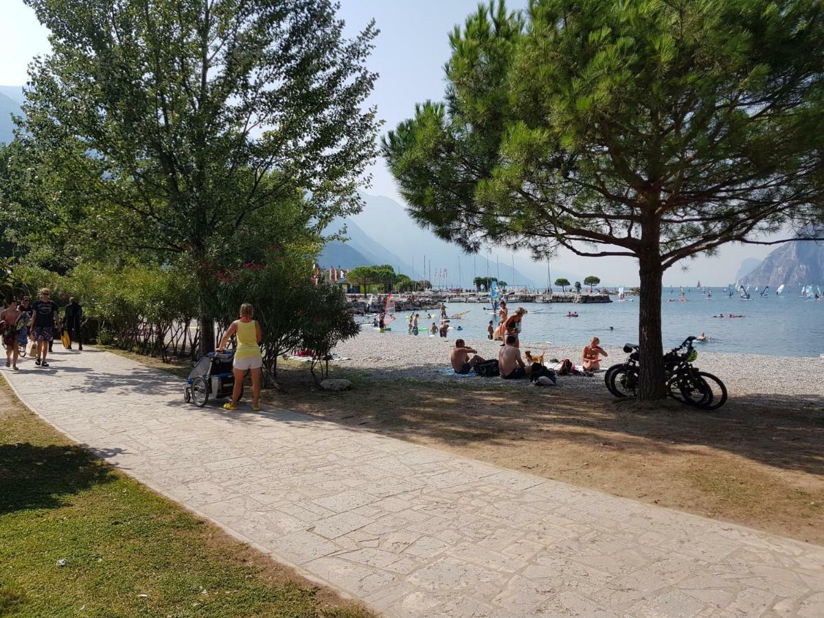 Torbole Lake Front Torbole Sul Garda Buitenkant foto